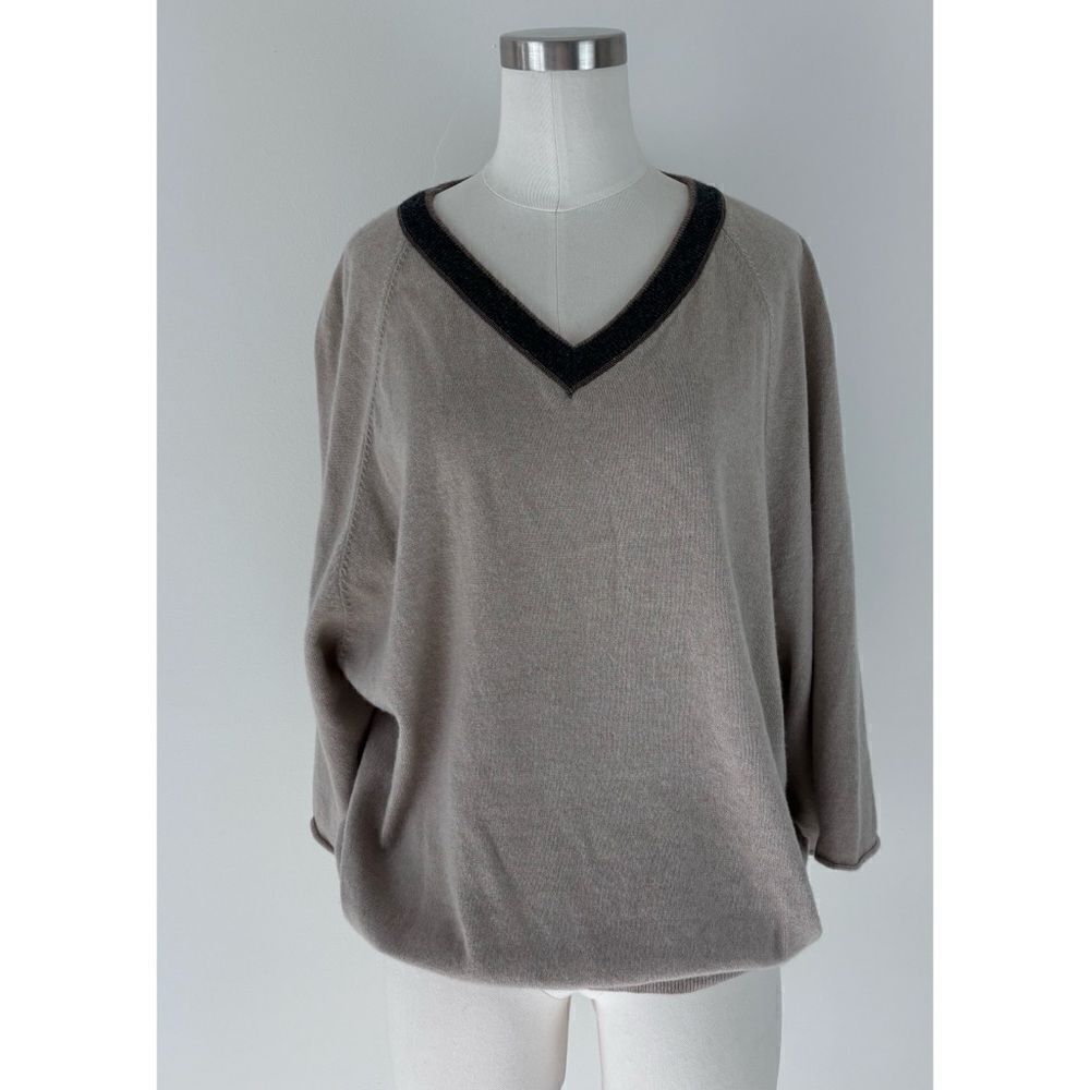BRUNELLO CUCINELLI
BEIGE CASHMERE PULLOVER WITH MONIL CHAIN Size L
